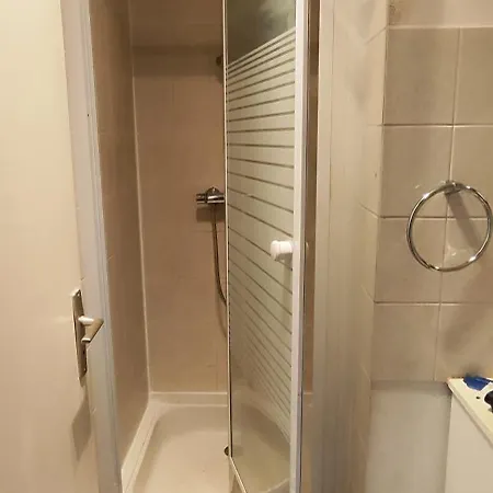 F1 Hyper Centre Daire Clermont-Ferrand